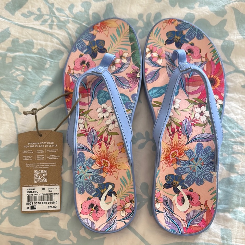 OluKai SIZE 8 Puave Blue/flower Sandals Vibrant Summer Style